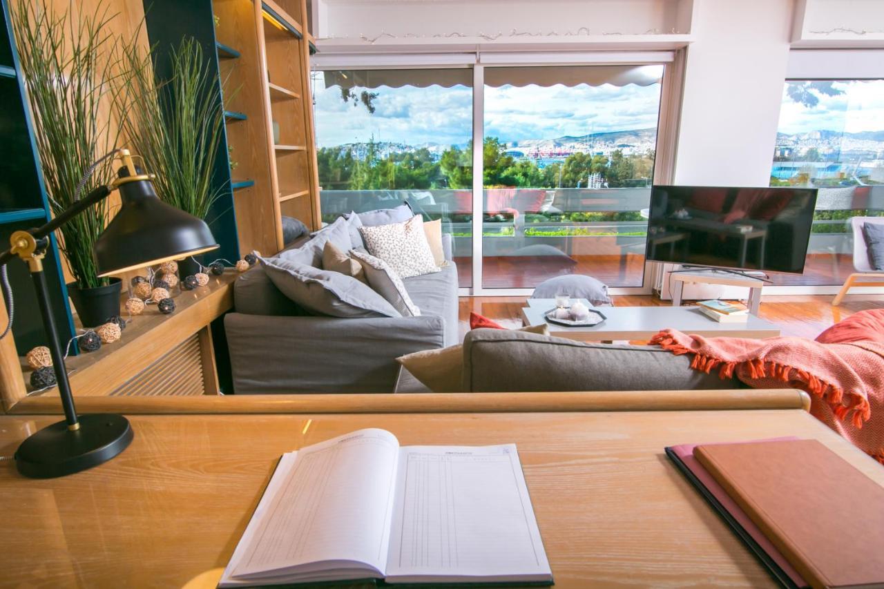 One-Of-A-Kind Athens Riviera Apartment Bagian luar foto
