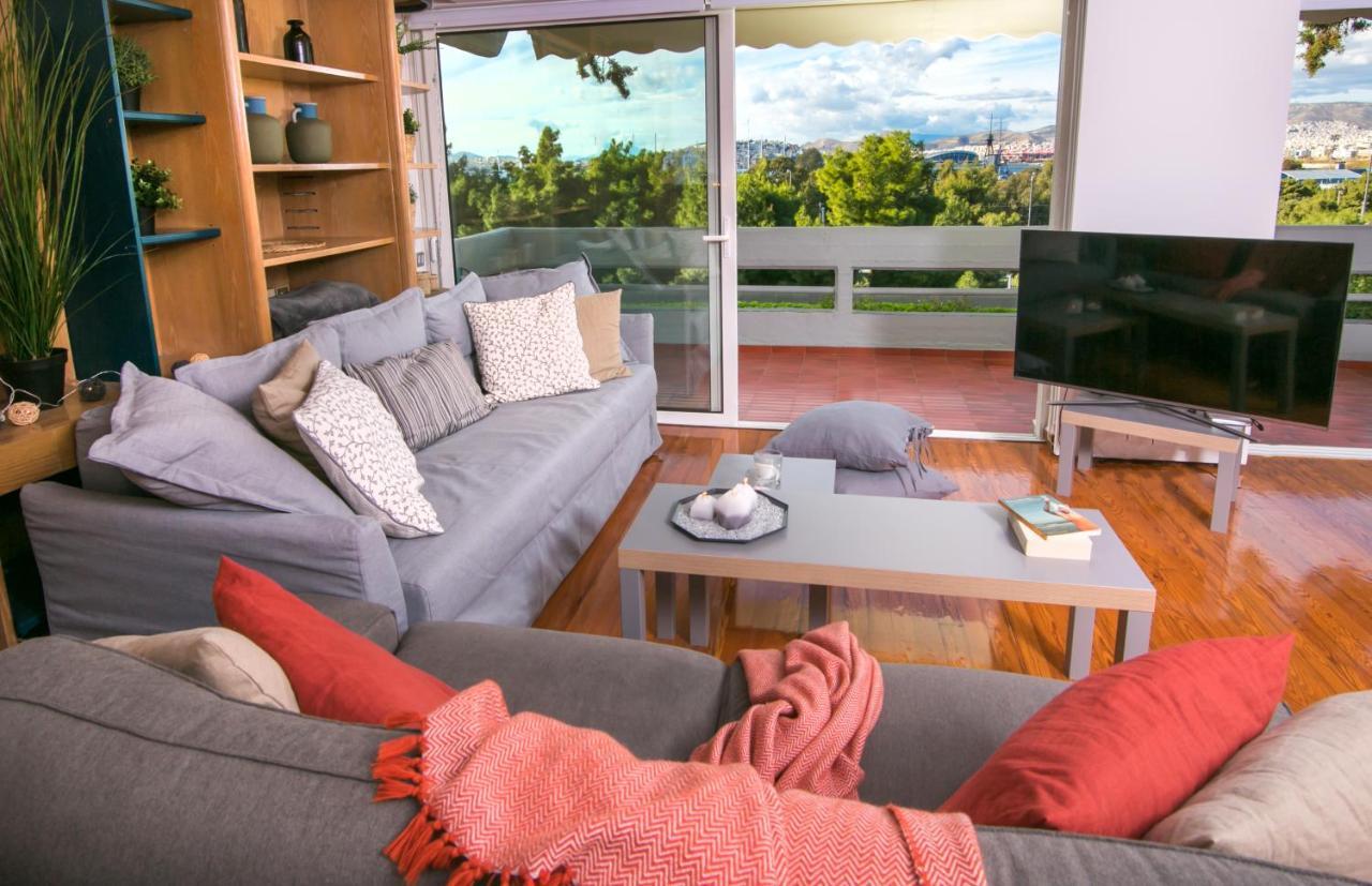 One-Of-A-Kind Athens Riviera Apartment Bagian luar foto