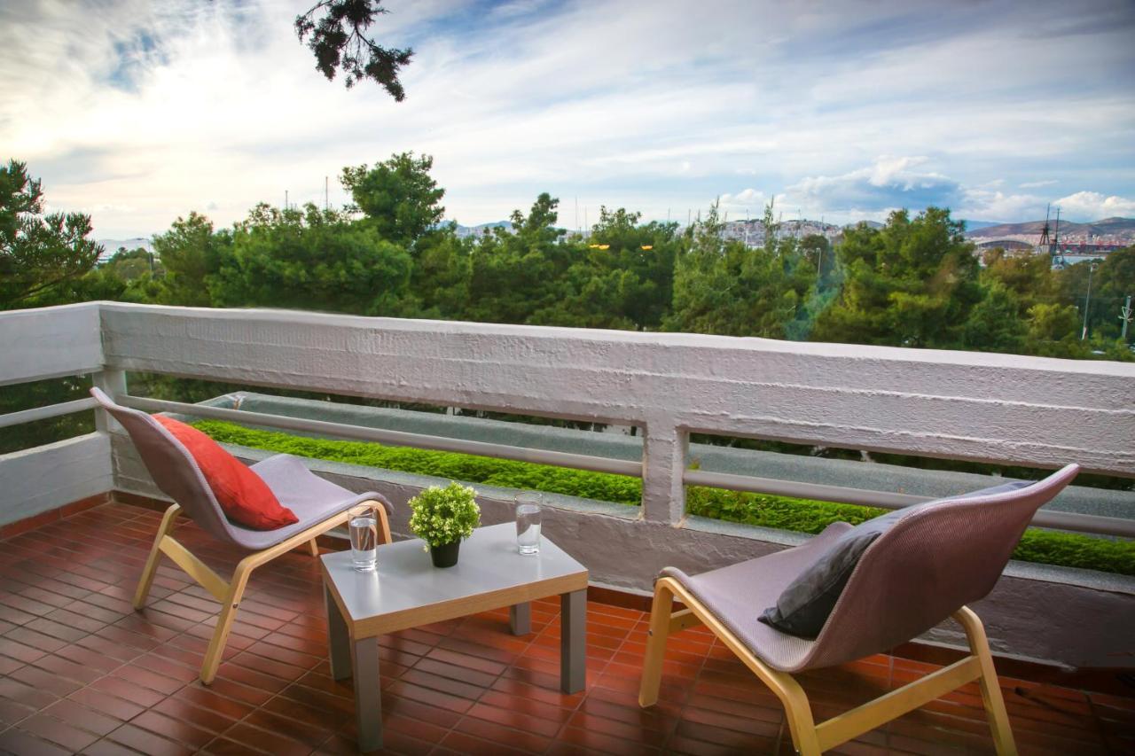 One-Of-A-Kind Athens Riviera Apartment Bagian luar foto